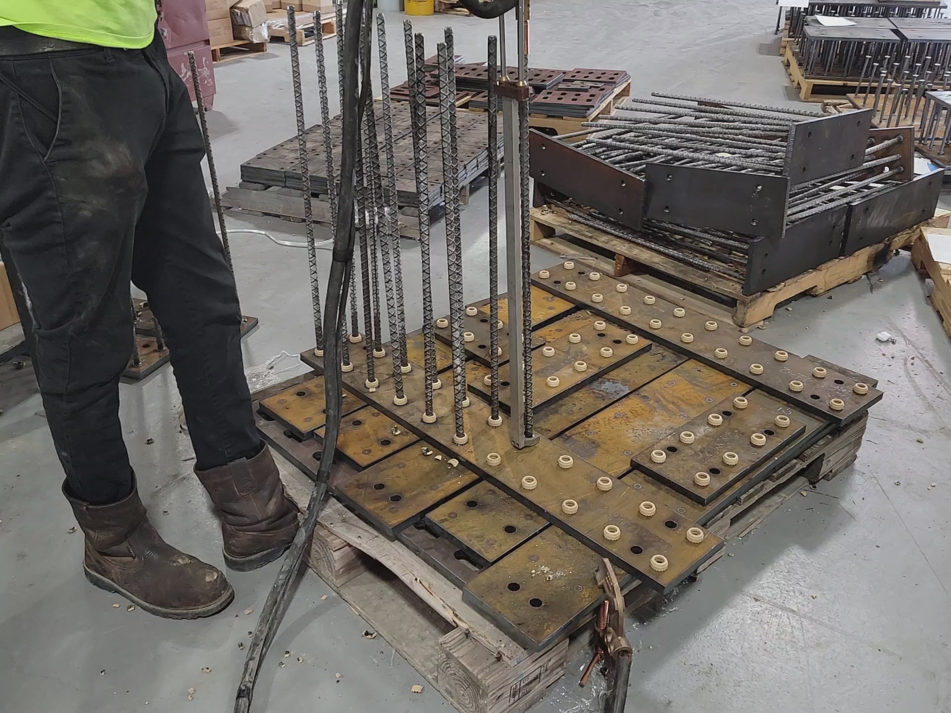 SWR - Stud Weldable Rebar - www.StudWeldingStore.com. Tru-Weld’s patent pending SWR (Stud Weldable Rebar) A706 anchors are fully stud weldable with standard stud welding equipment and accessories.